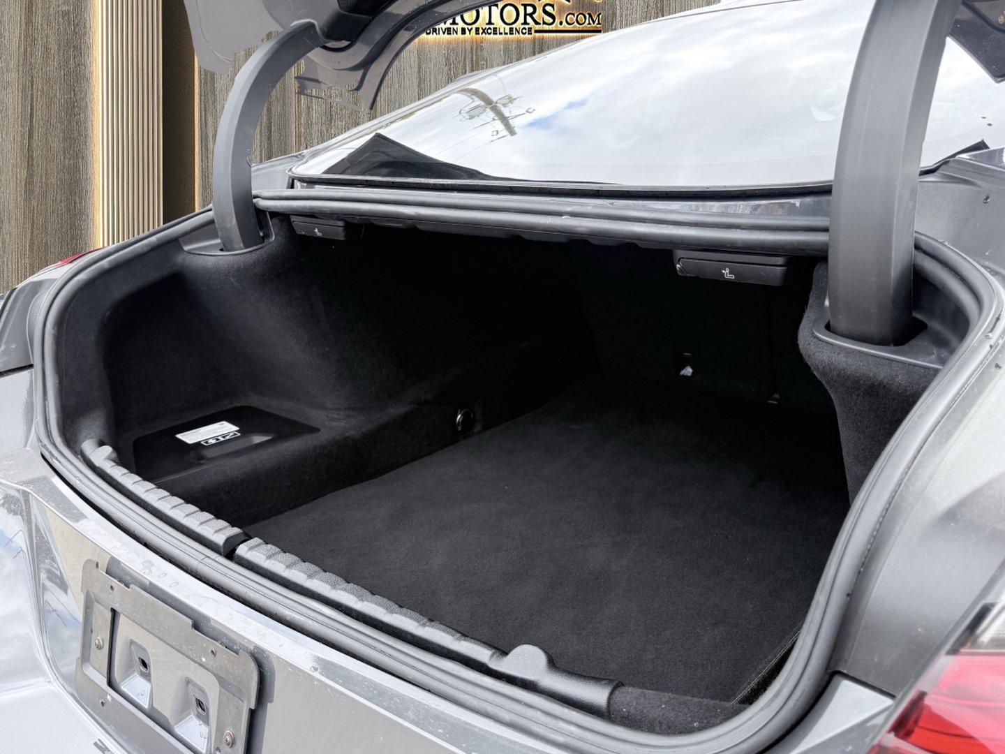 Used 2020 BMW M8 Competition image 15