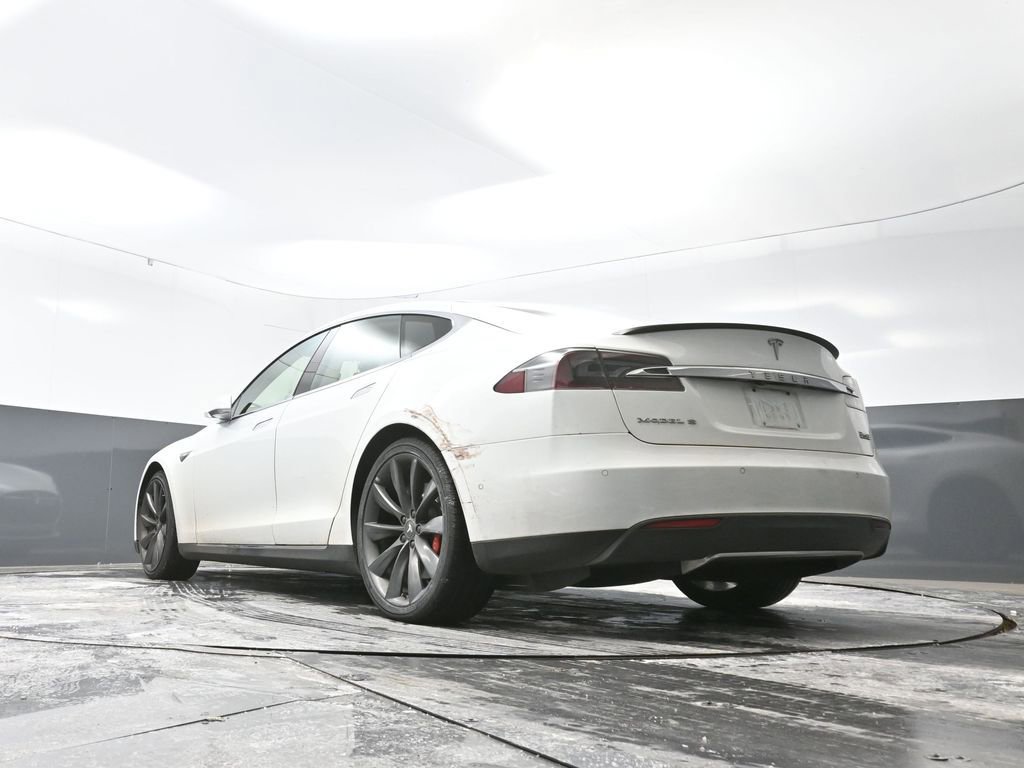 Used 2015 Tesla Model S P85D image 29