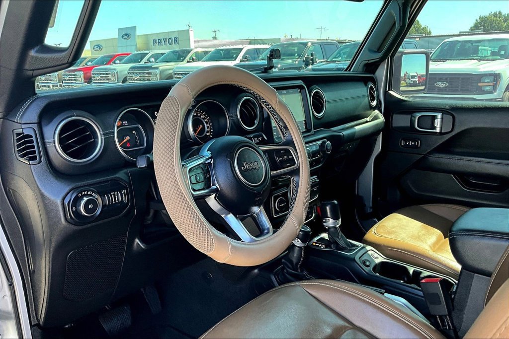 Used 2020 Jeep Wrangler Unlimited Sahara AWD/4WD image 13