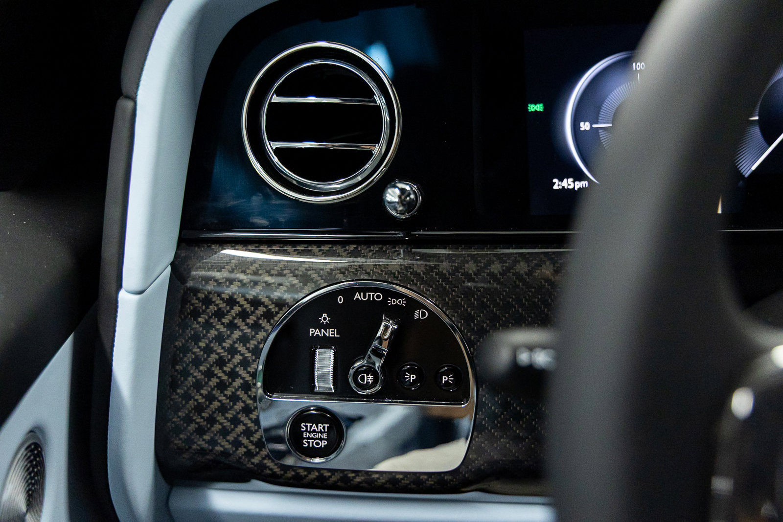 New 2026 Rolls-Royce Cullinan Black Badge image 42