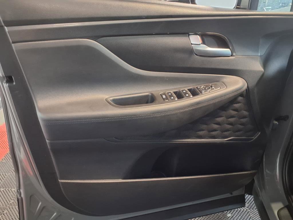Used 2023 Hyundai Santa Fe SEL image 18