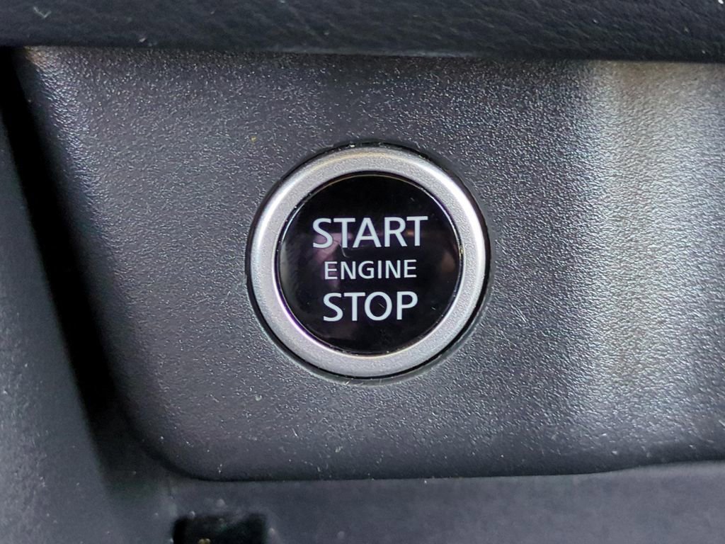 Certified 2023 Nissan Rogue S image 31