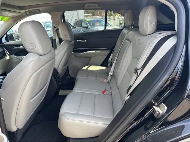 Used 2019 Cadillac XT4 Premium Luxury FWD image 16