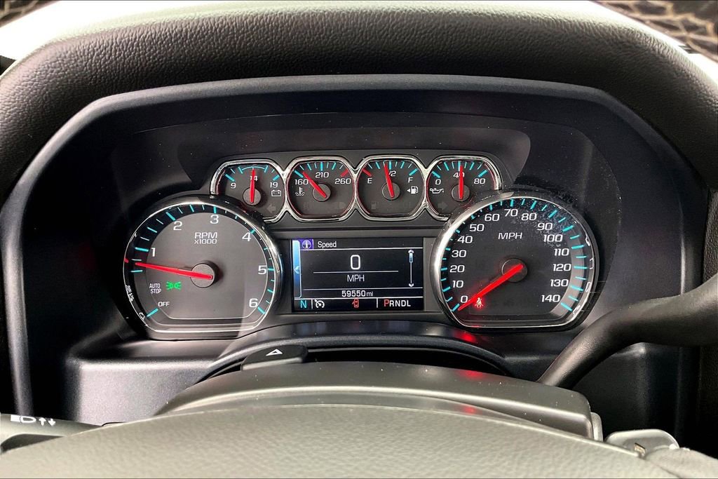 Used 2018 Chevrolet Silverado 1500 LT w/ LT Eassist Package AWD/4WD image 21