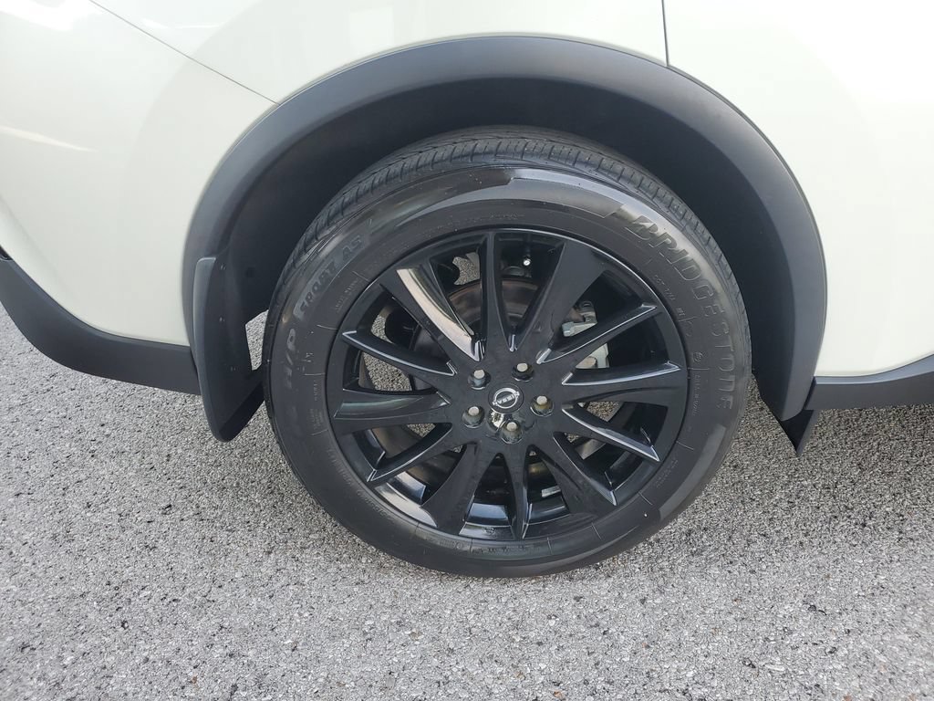 Certified 2024 Nissan Murano SV w/ SV Midnight Edition Package FWD image 5