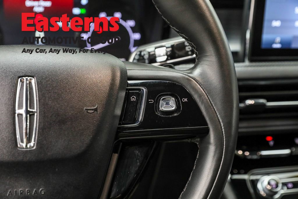 Used 2021 Lincoln Corsair AWD image 16