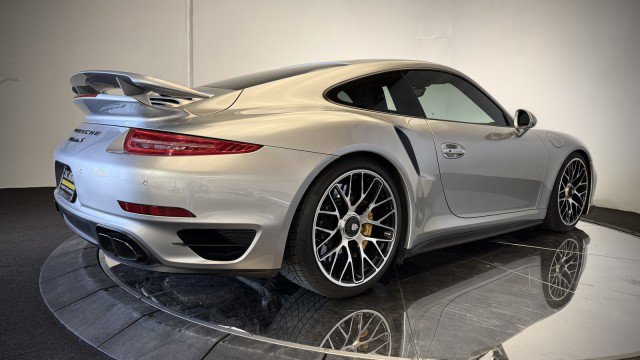 Used 2014 Porsche 911 Turbo AWD/4WD image 28
