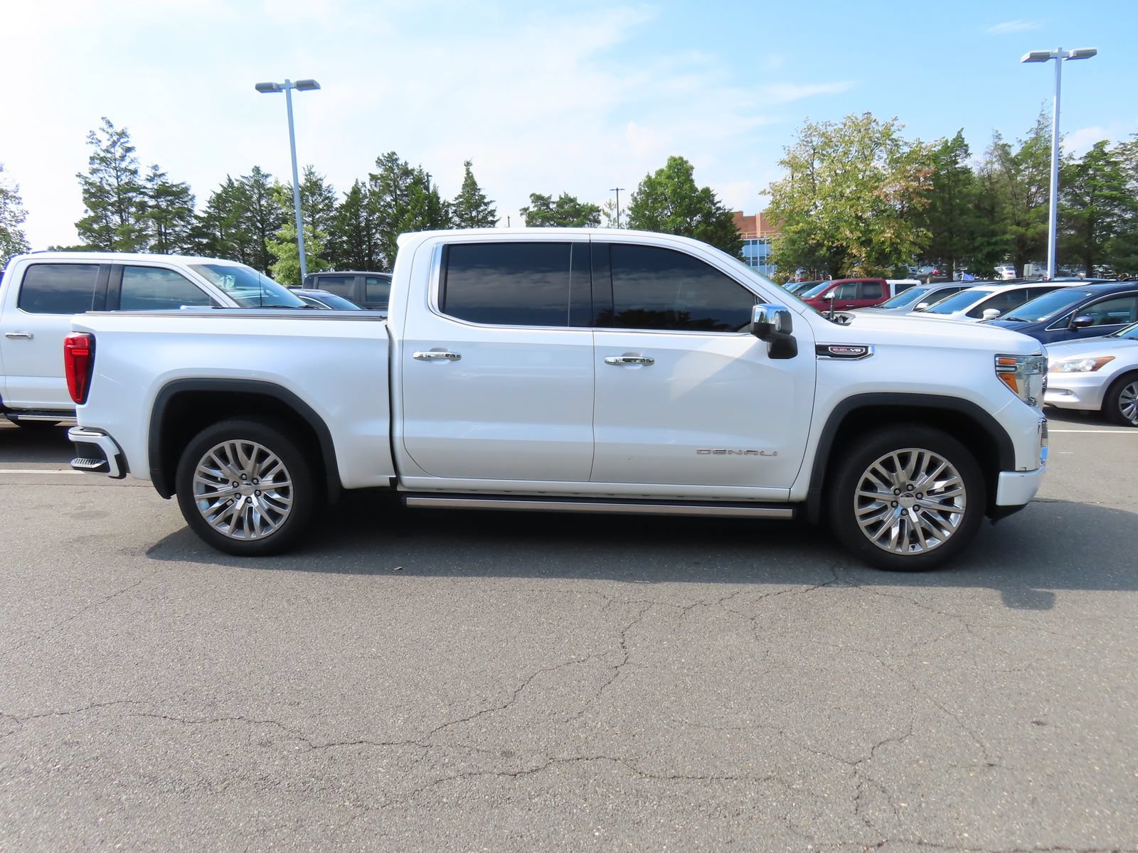 Used 2019 GMC Sierra 1500 Denali w/ Denali Ultimate Package AWD/4WD image 4