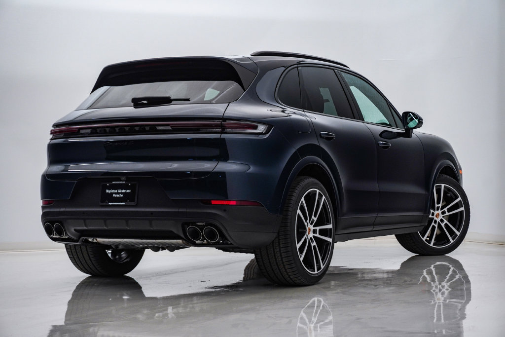 New 2026 Porsche Cayenne S AWD/4WD image 11