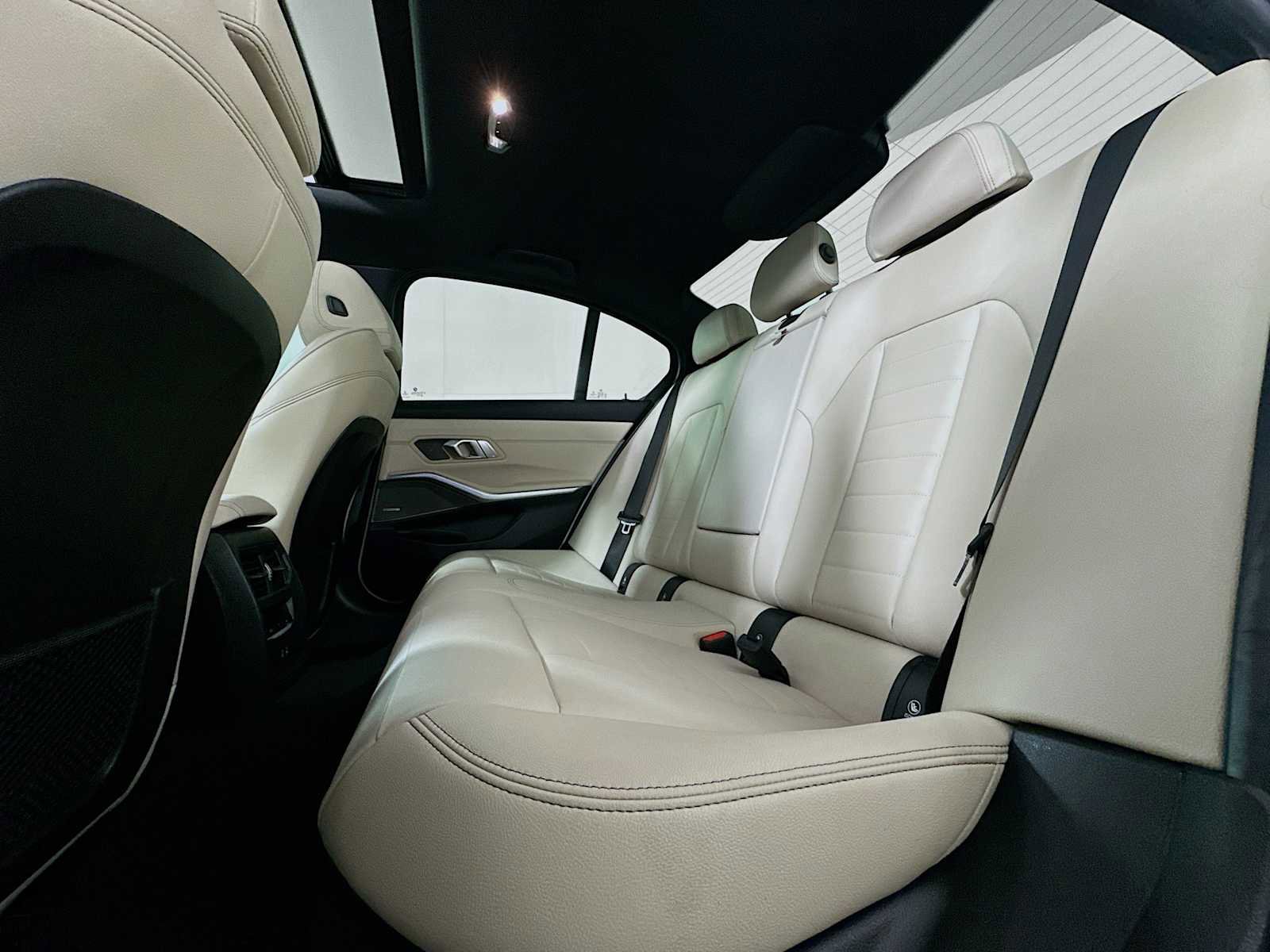 Used 2021 BMW M340i xDrive w/ Premium Package image 23