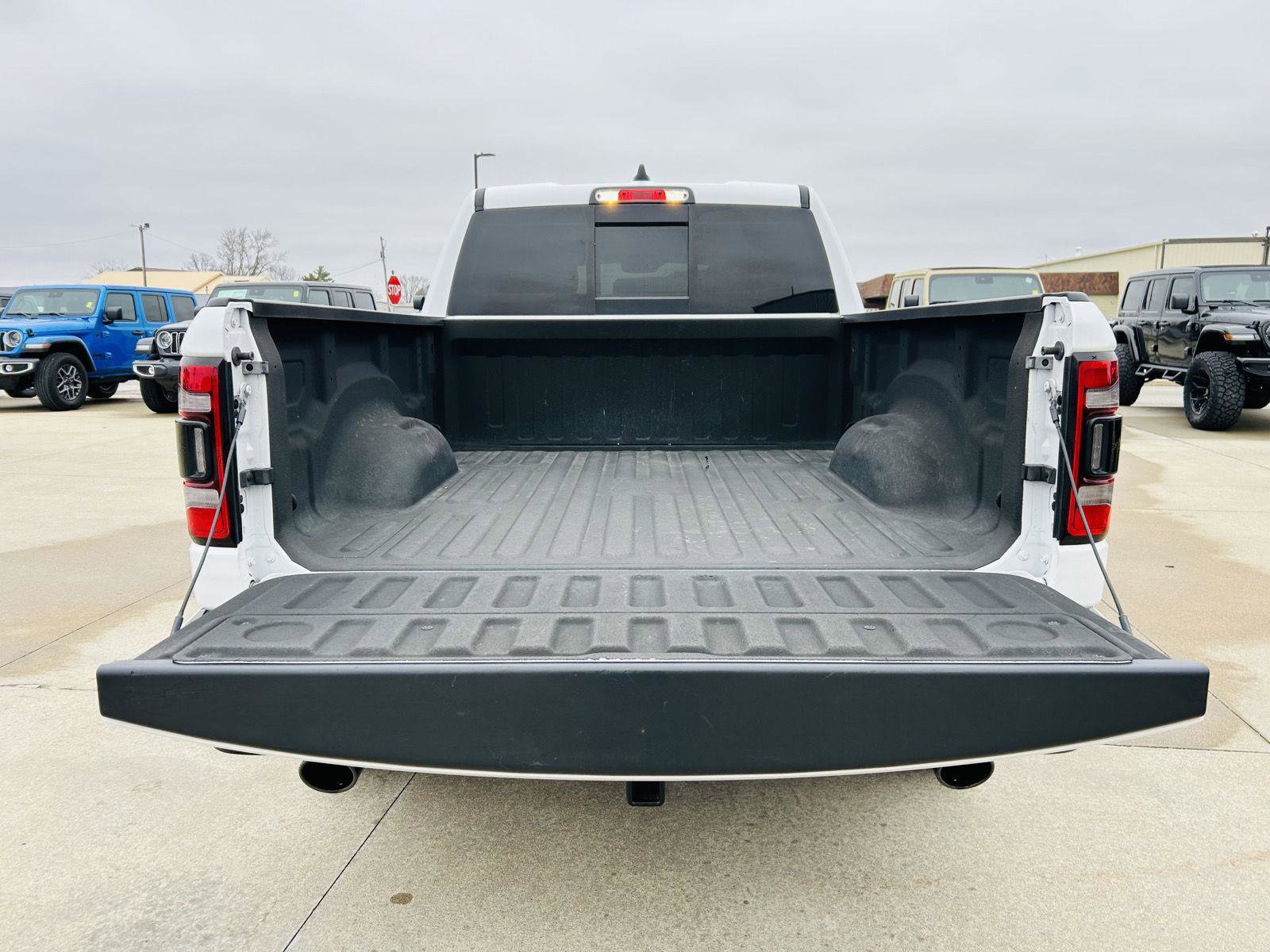 Used 2023 RAM 1500 Laramie image 30