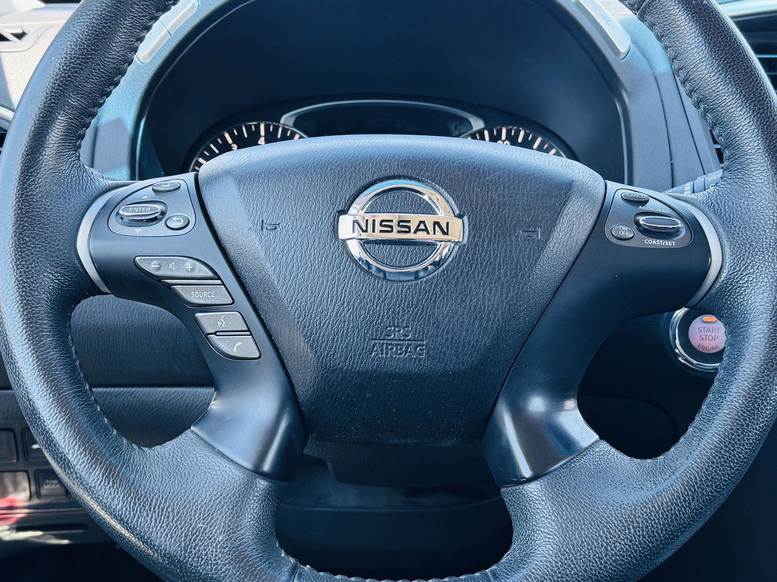 Used 2015 Nissan Pathfinder SL w/ SL Premium Package AWD/4WD image 18