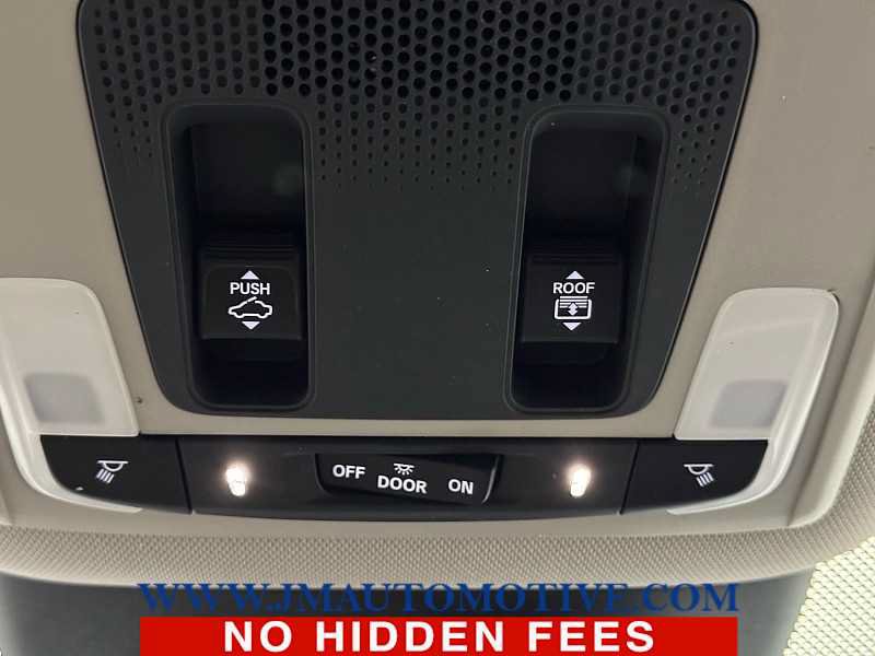 Used 2024 Honda Pilot Elite image 42