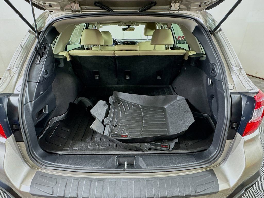 Used 2018 Subaru Outback 3.6R Limited image 28