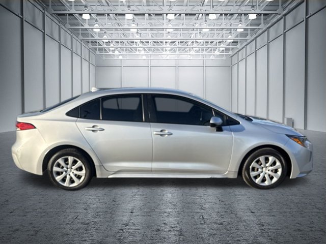 Used 2021 Toyota Corolla LE FWD image 6
