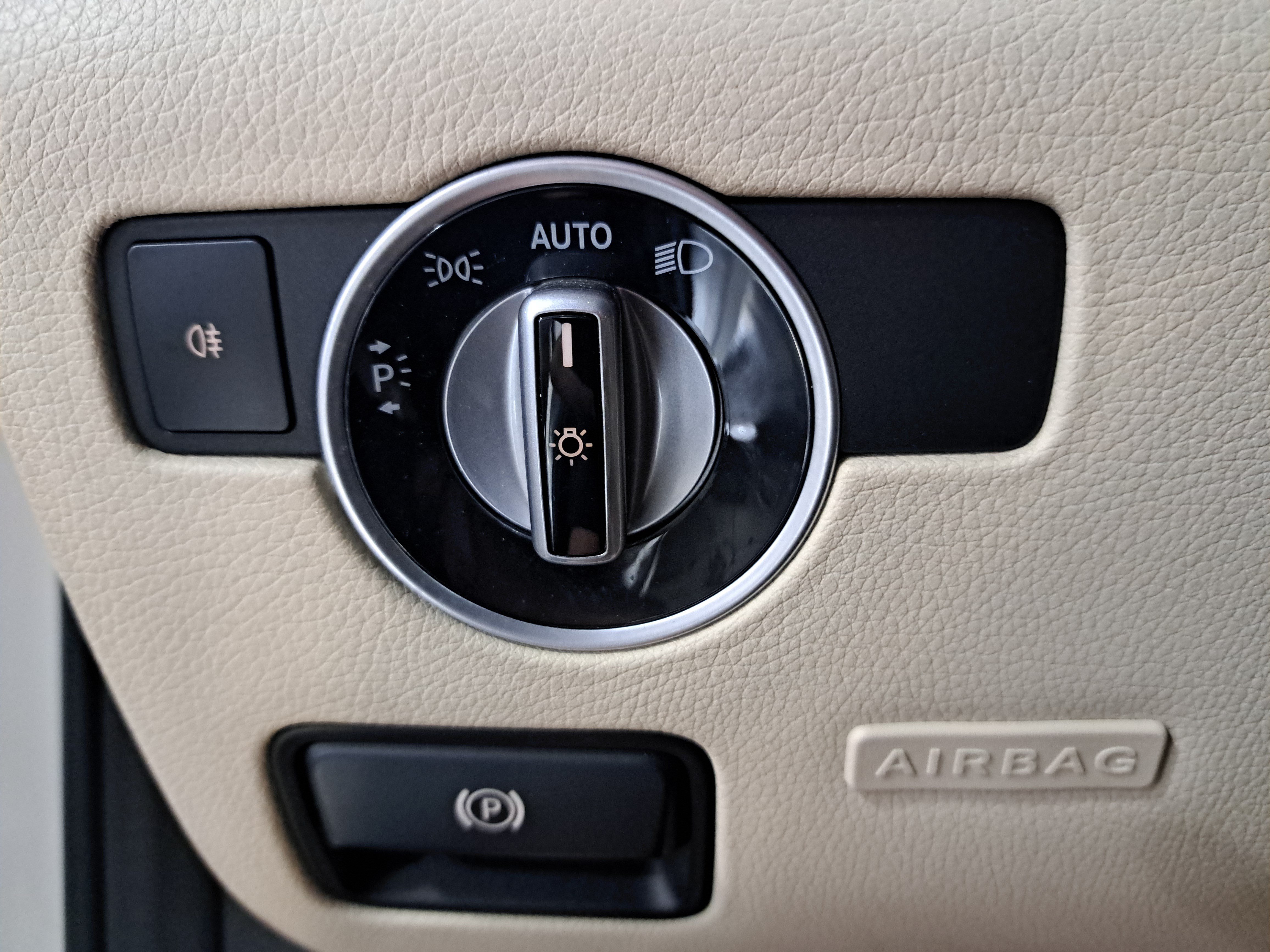 Used 2014 Mercedes-Benz SLK 350 image 21