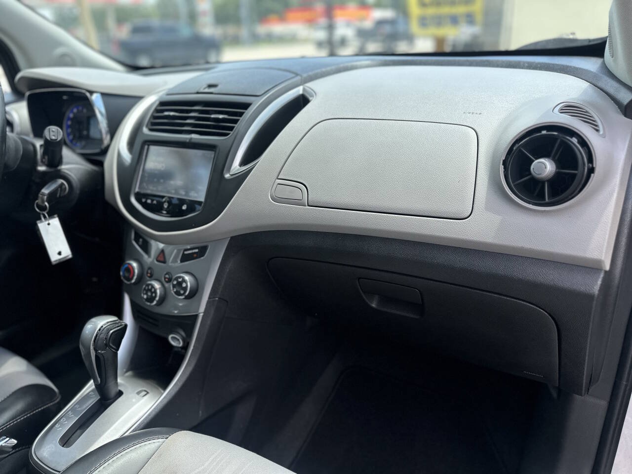 Used 2015 Chevrolet Trax LT w/ LT Plus Package FWD image 24