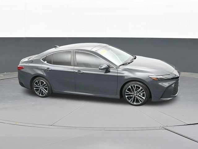 Used 2025 Toyota Camry XLE w/ Premium Package FWD image 61