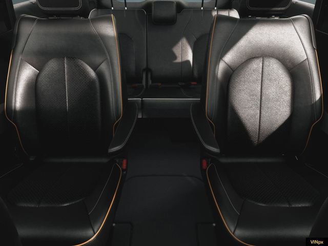 New 2027 Chrysler Pacifica Limited AWD/4WD image 16