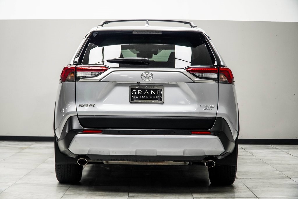 Used 2019 Toyota RAV4 Limited image 11