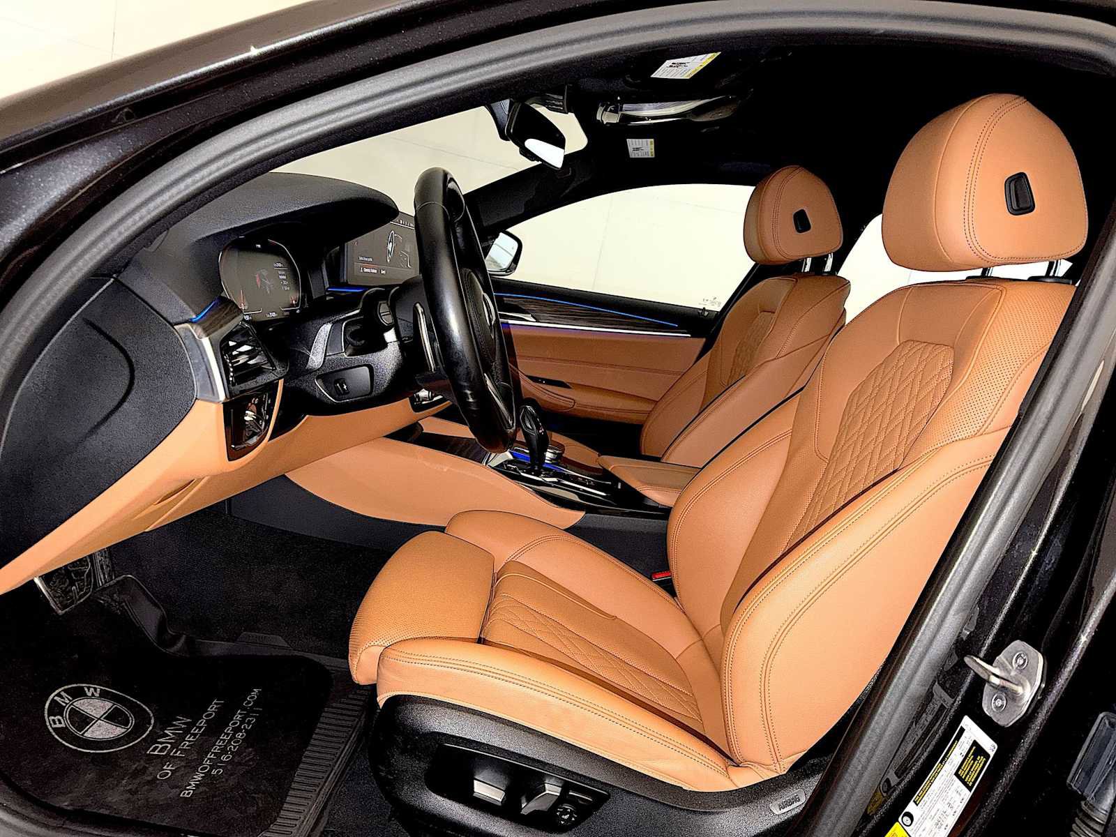 Certified 2023 BMW 530i xDrive w/ M Sport Package image 9