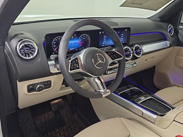 New 2026 Mercedes-Benz GLB 250 4MATIC image 4