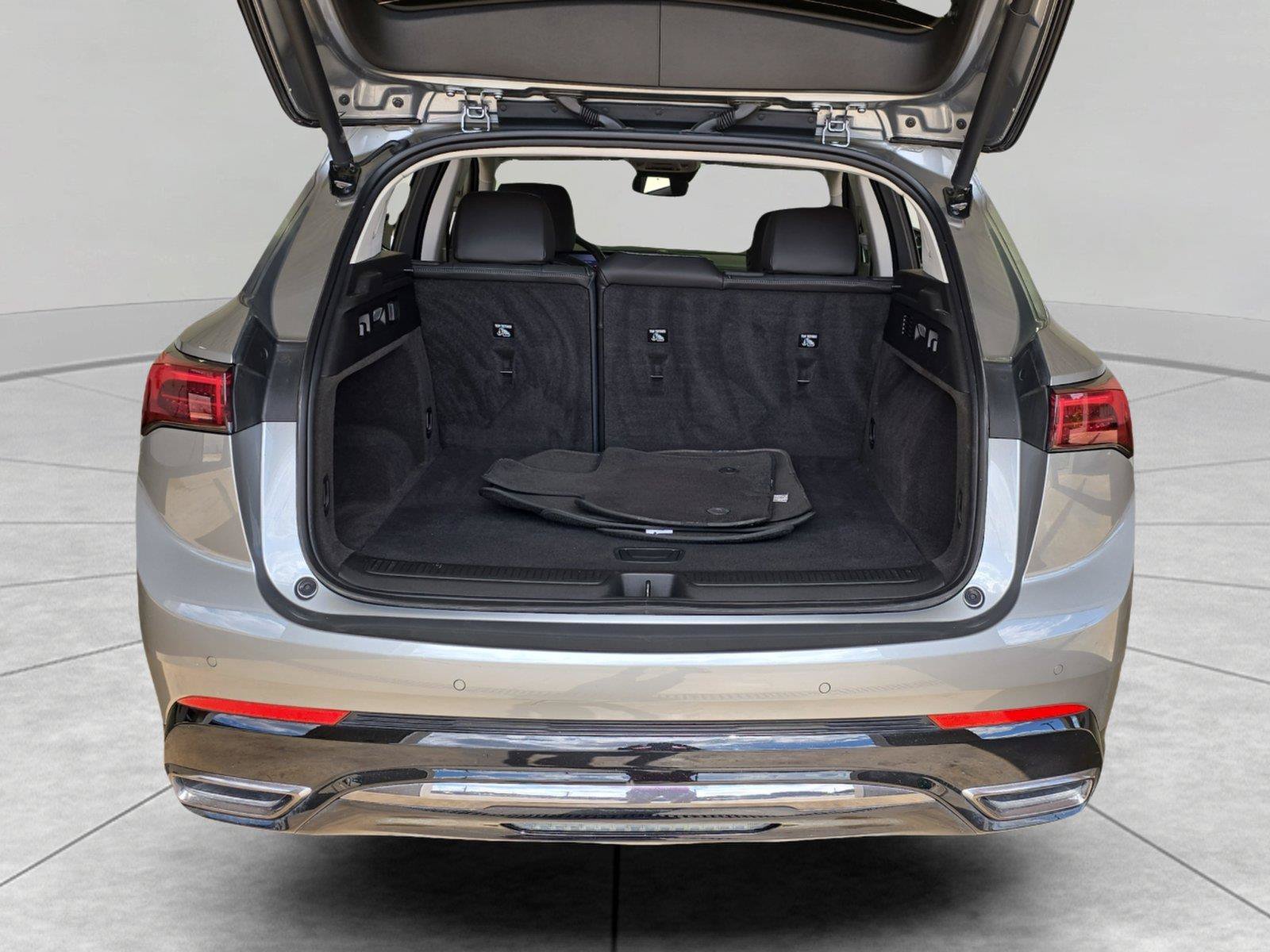 Used 2024 Buick Envision Sport Touring AWD/4WD image 13