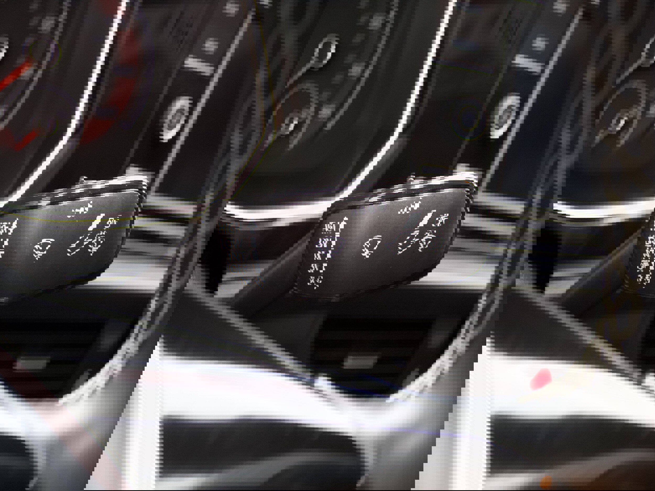 Used 2021 Volkswagen Jetta SE image 19