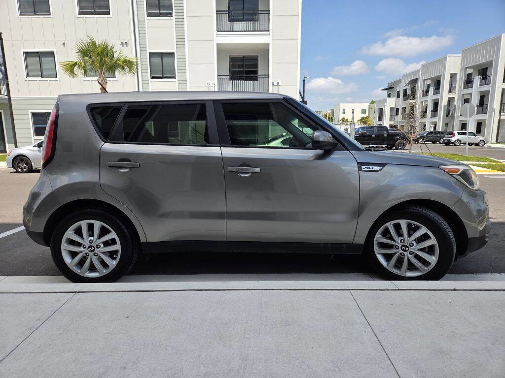 Used 2019 Kia Soul + FWD image 5