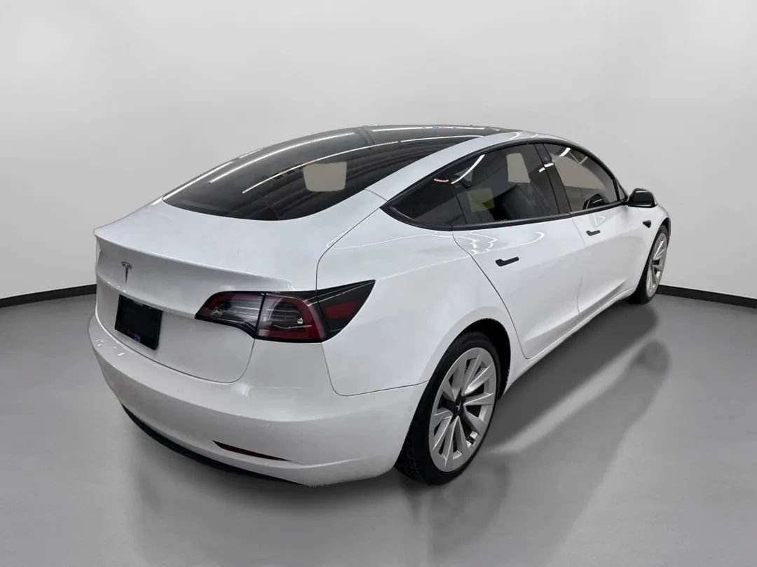 Used 2021 Tesla Model 3 Standard Range Plus RWD image 10