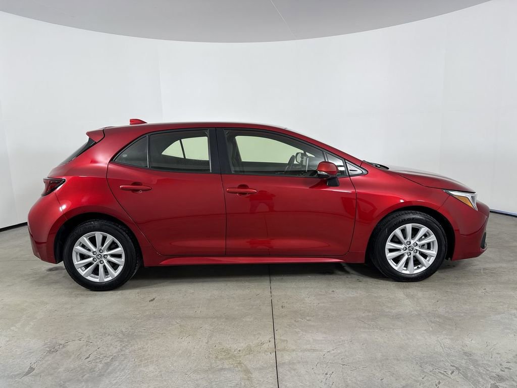 Used 2023 Toyota Corolla SE image 8