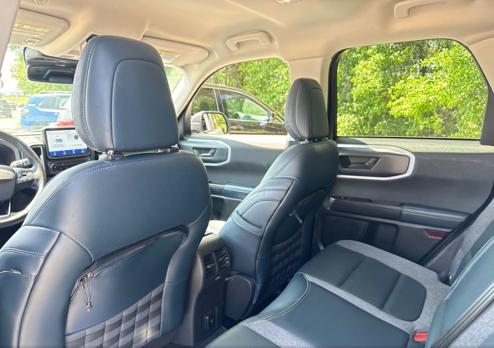 Used 2021 Ford Bronco Sport Outer Banks AWD/4WD image 16