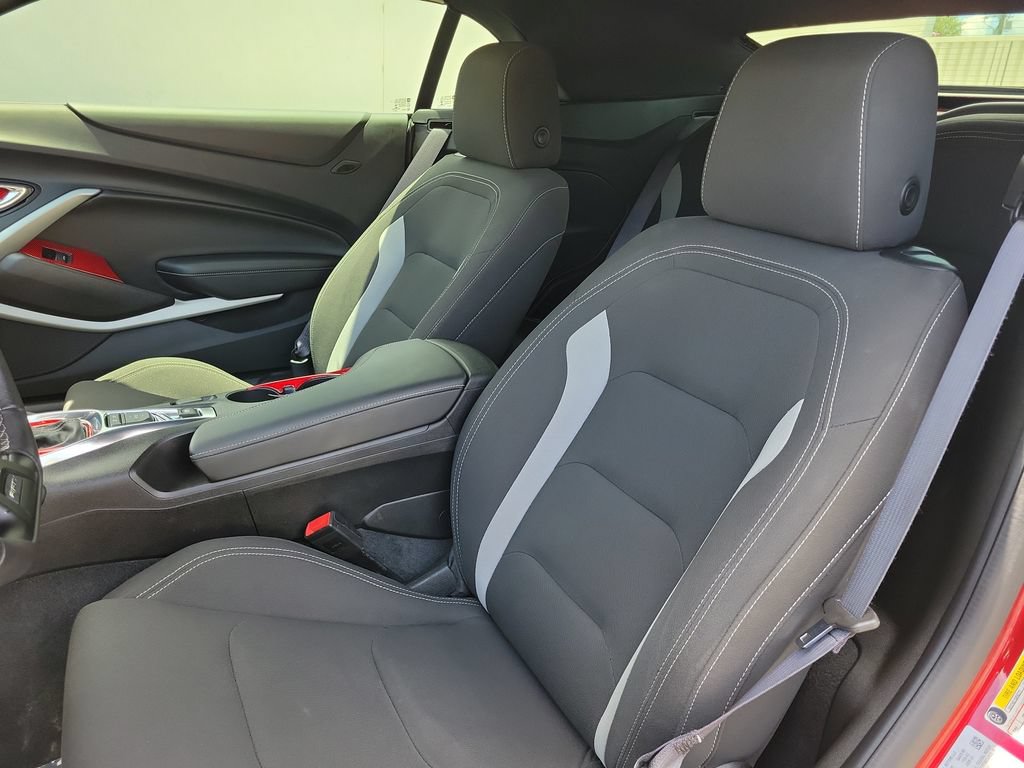 Used 2017 Chevrolet Camaro SS RWD image 24