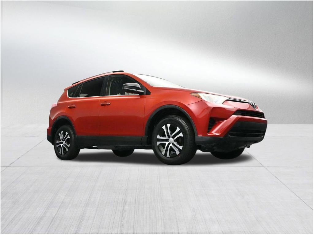 Used 2016 Toyota RAV4 LE image 18