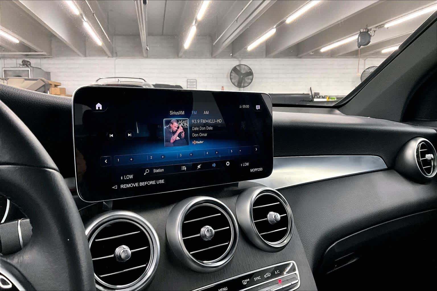 Used 2022 Mercedes-Benz GLC 300 image 34