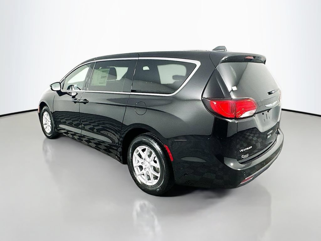 New 2026 Chrysler Voyager LX FWD image 5