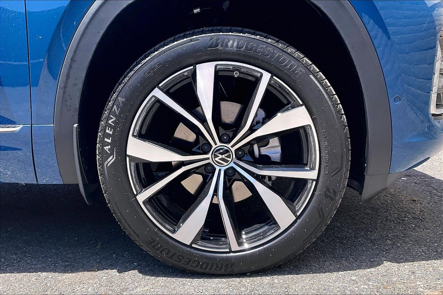 New 2026 Volkswagen Atlas SEL Premium R-Line AWD/4WD image 10