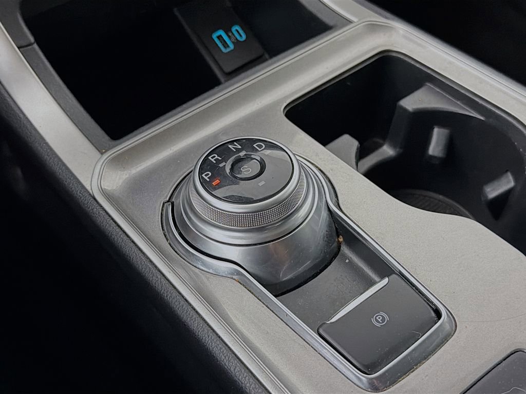 Used 2024 Ford Edge SEL image 19