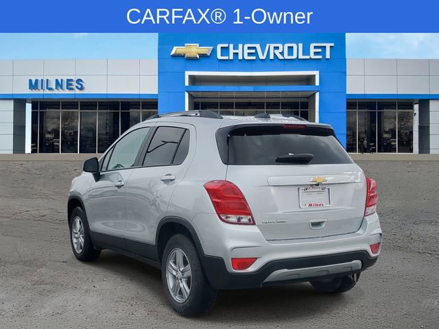 Certified 2022 Chevrolet Trax LT w/ LT Convenience Package image 3