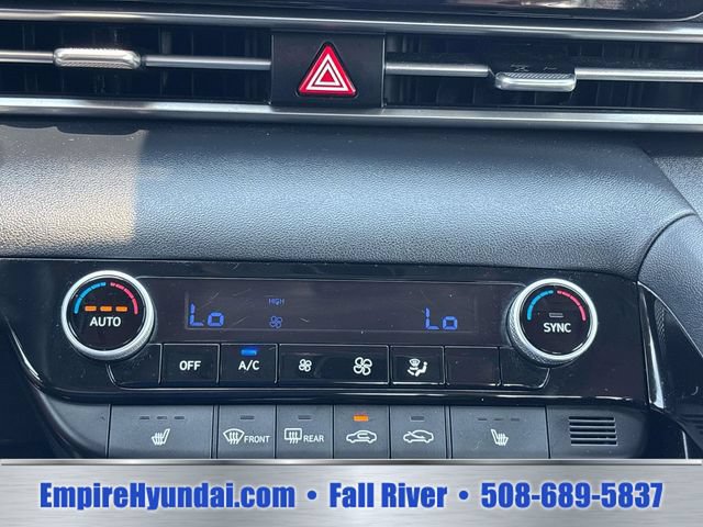 Used 2022 Hyundai Elantra SEL w/ Convenience + Premium Package FWD image 22
