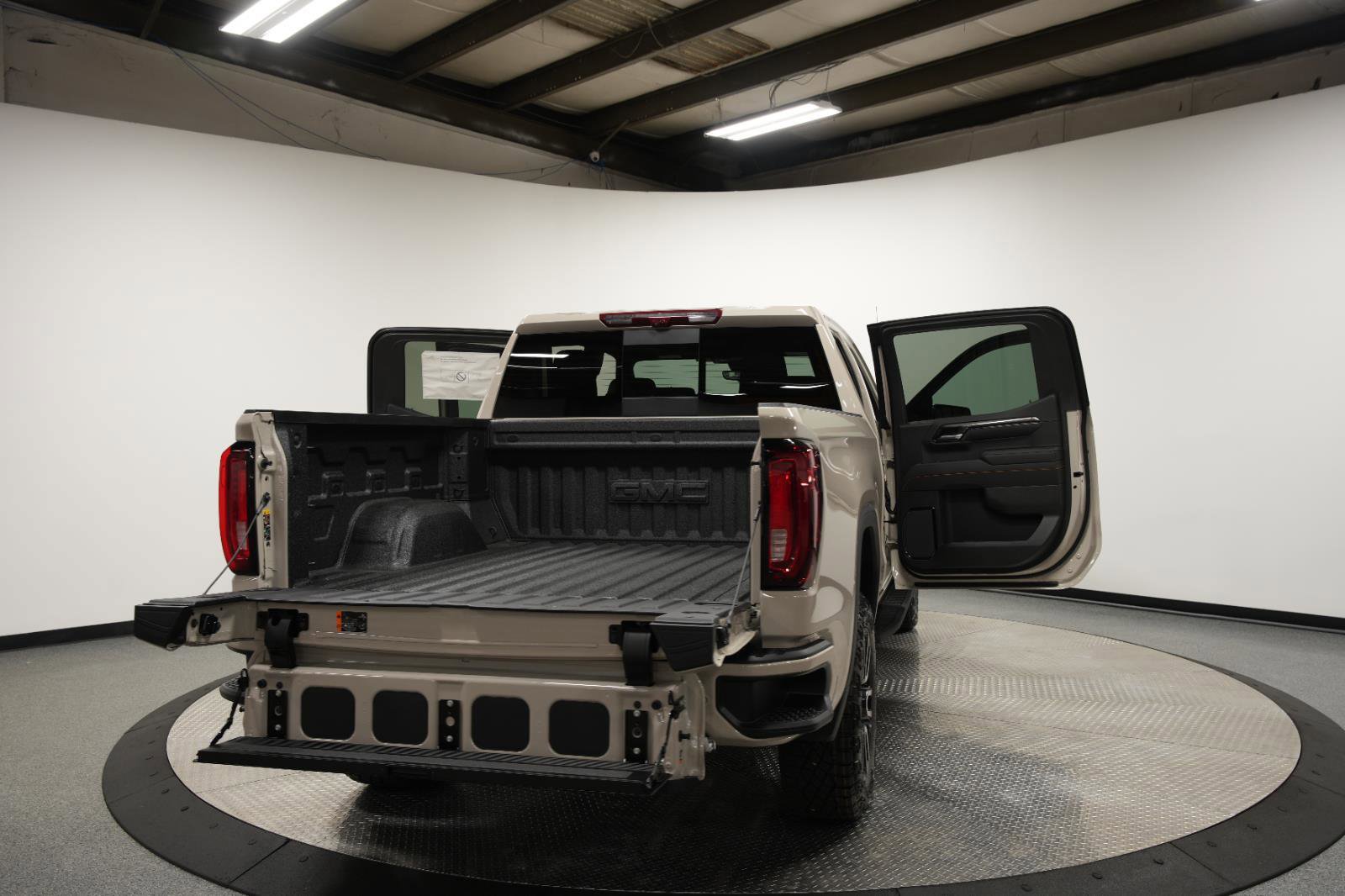 New 2026 GMC Sierra 1500 AT4 image 10