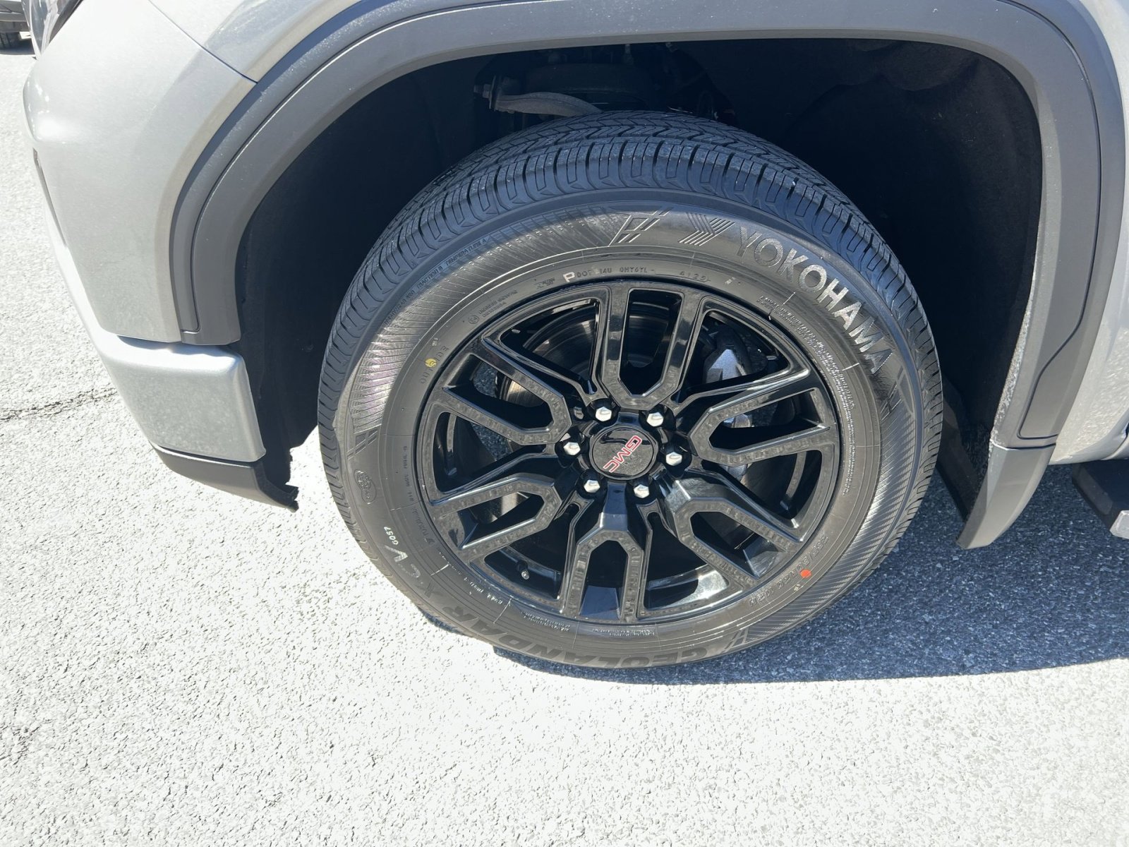 Used 2023 GMC Sierra 1500 Pro w/ Graphite Edition image 12