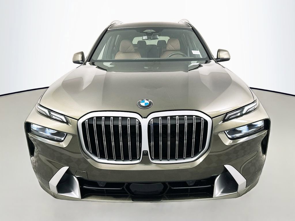 New 2026 BMW X7 xDrive40i w/ Premium Package image 2