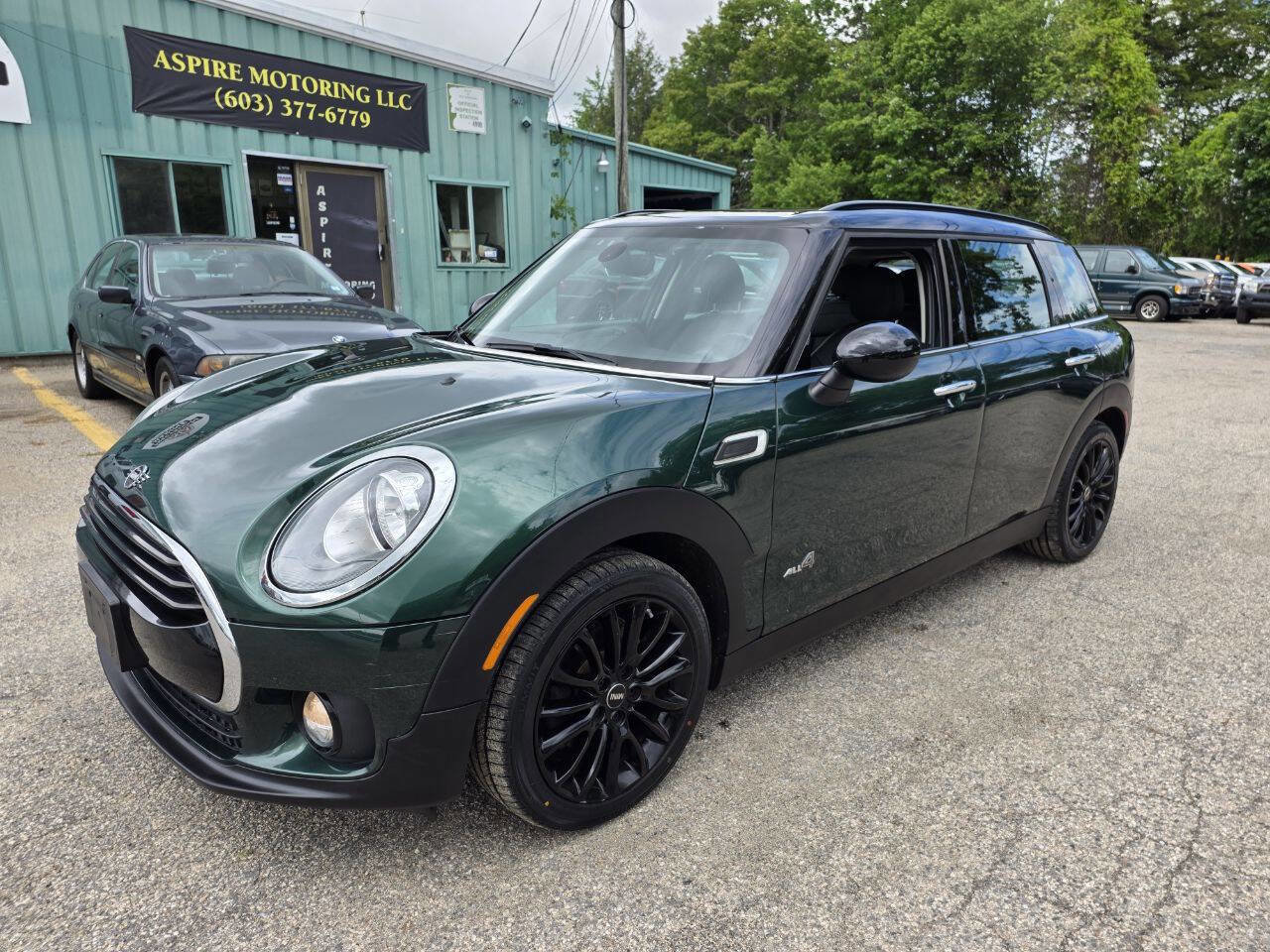 Used 2019 MINI Cooper Clubman ALL4 AWD/4WD image 3