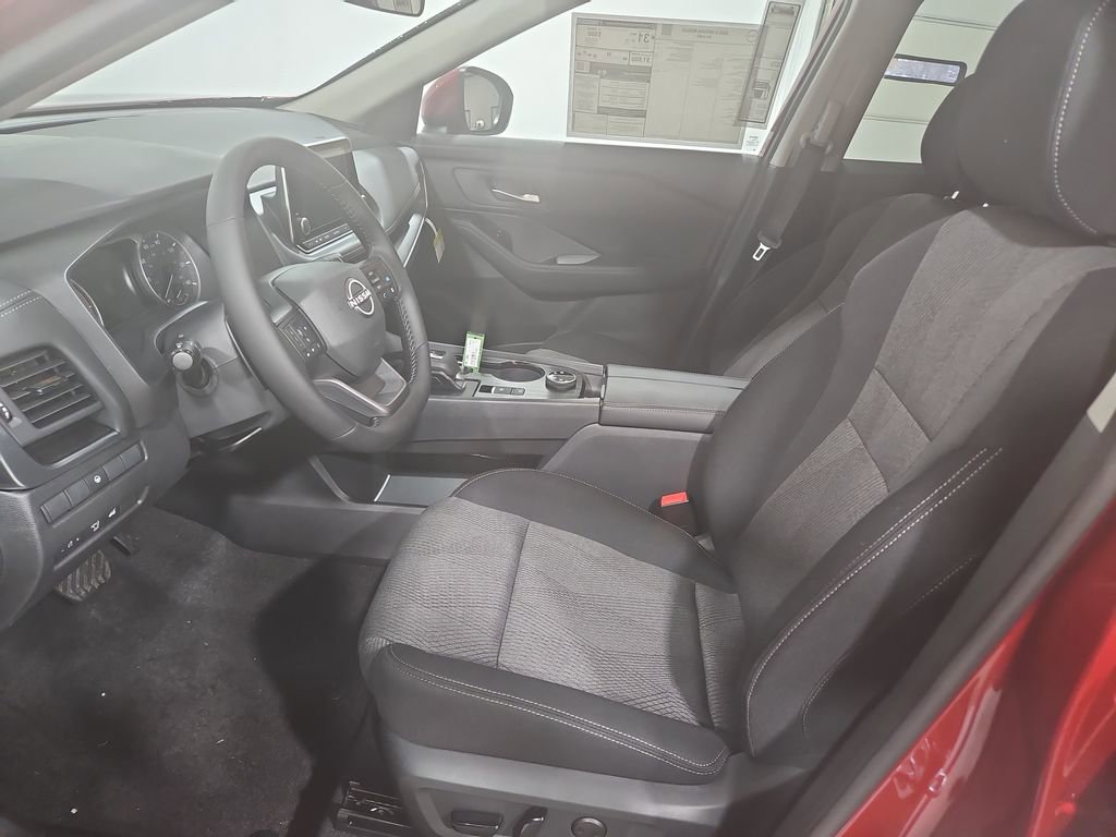 New 2026 Nissan Rogue SV image 9