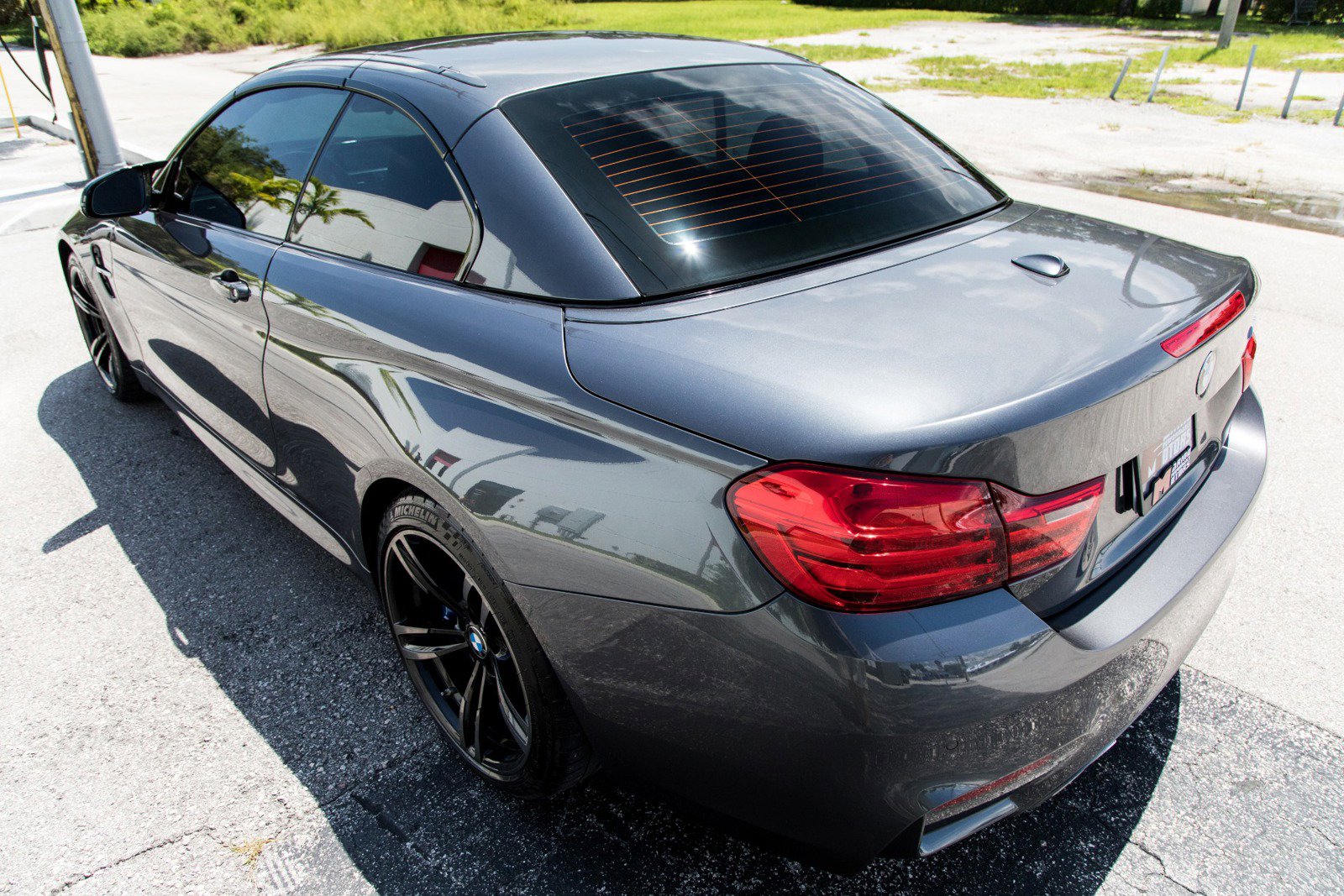 Used 2016 BMW M4 Convertible image 26