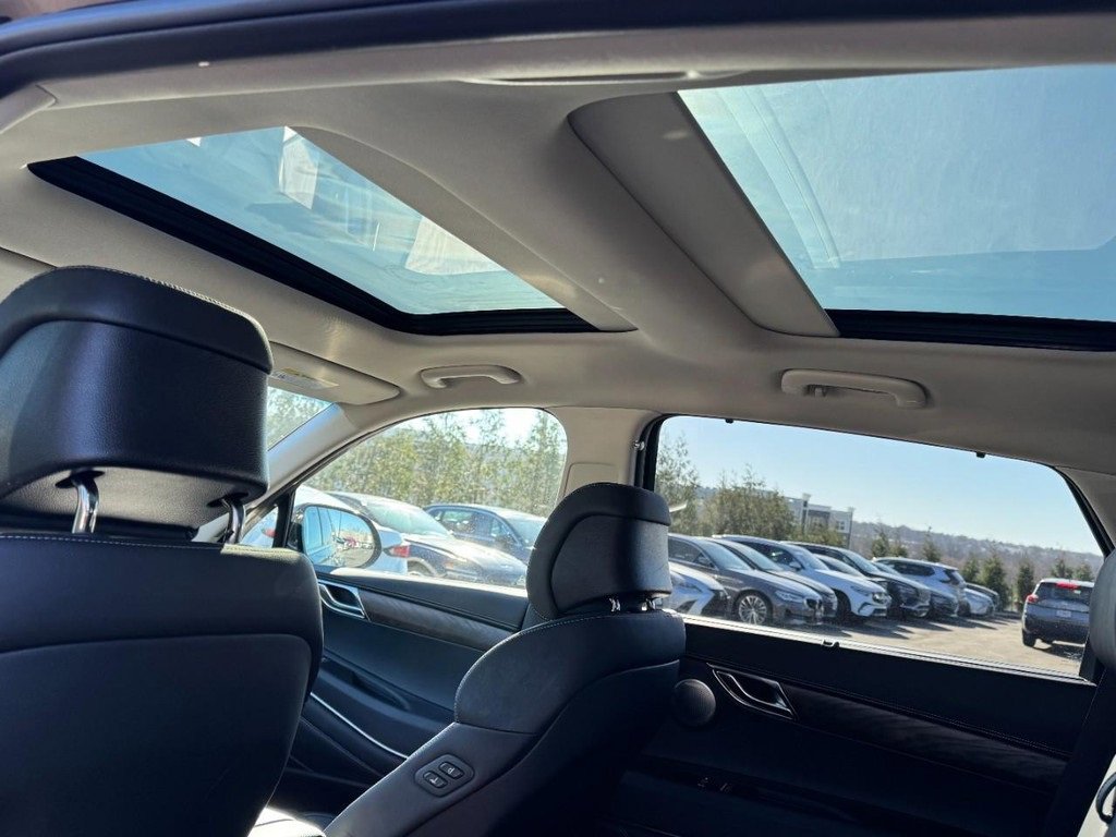 Certified 2025 Genesis GV80 2.5T Advanced image 11