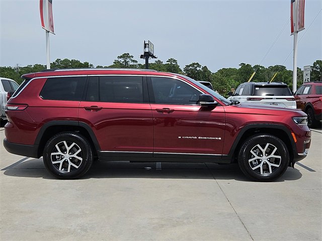 Used 2024 Jeep Grand Cherokee L Limited w/ Trailer Tow Package image 7