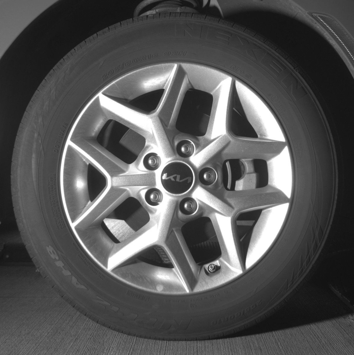 Used 2025 Kia Soul LX w/ LX Technology Package image 13