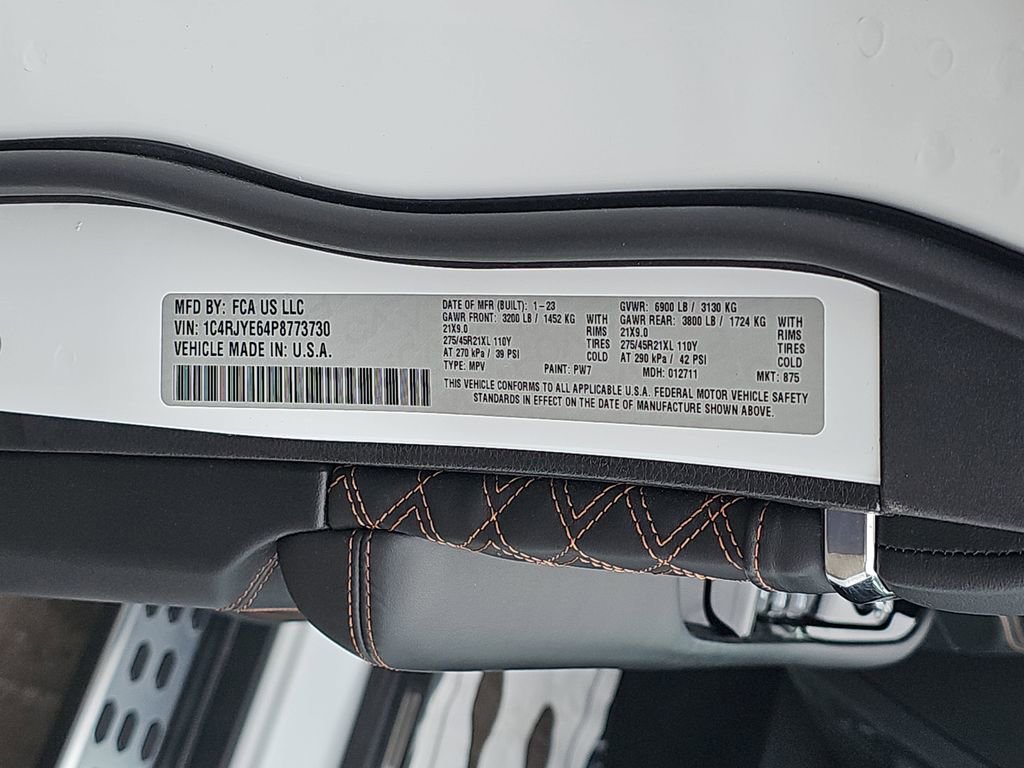 Used 2023 Jeep Grand Cherokee Summit image 39